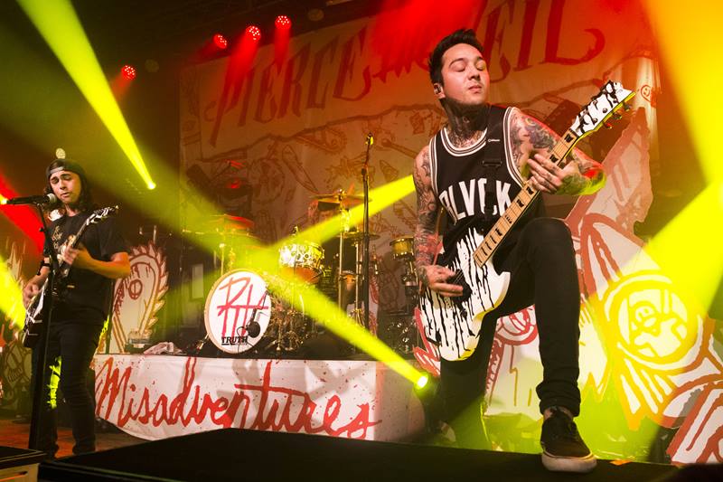 LIVE! Pierce the Veil Concert Photo Gallery